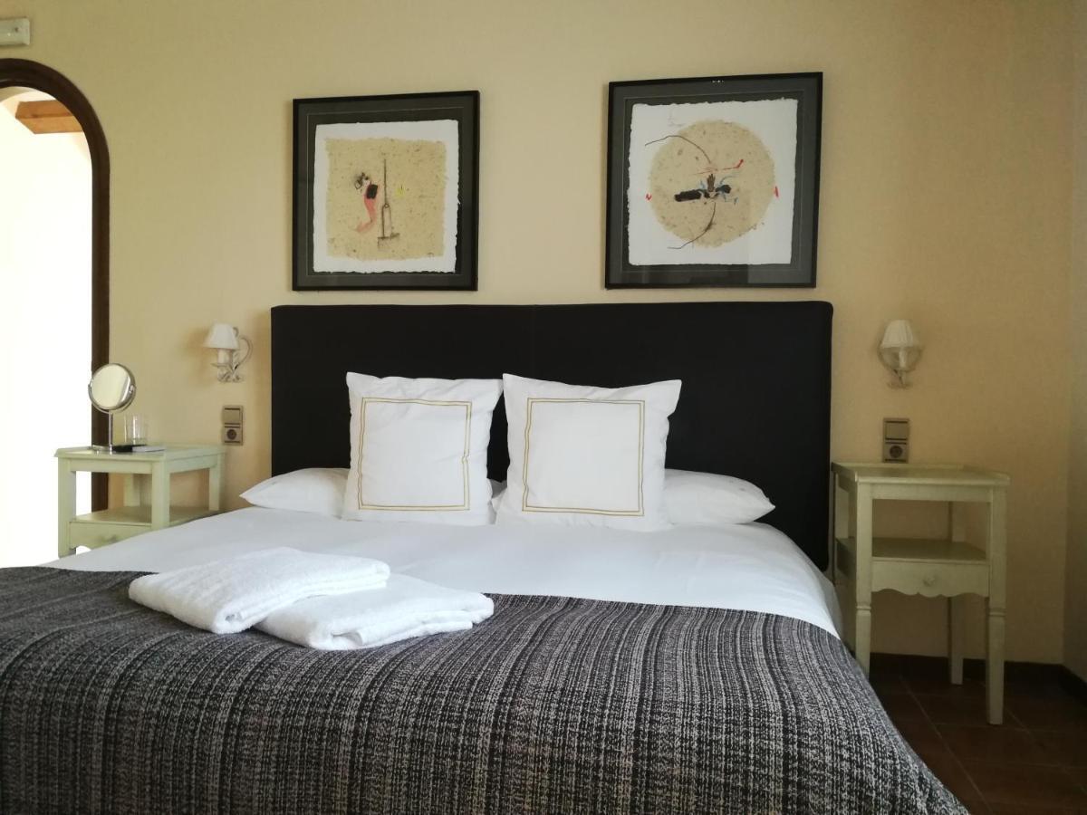 Hotel Rural Cal Ruget Vilobi Del Penedes Екстериор снимка