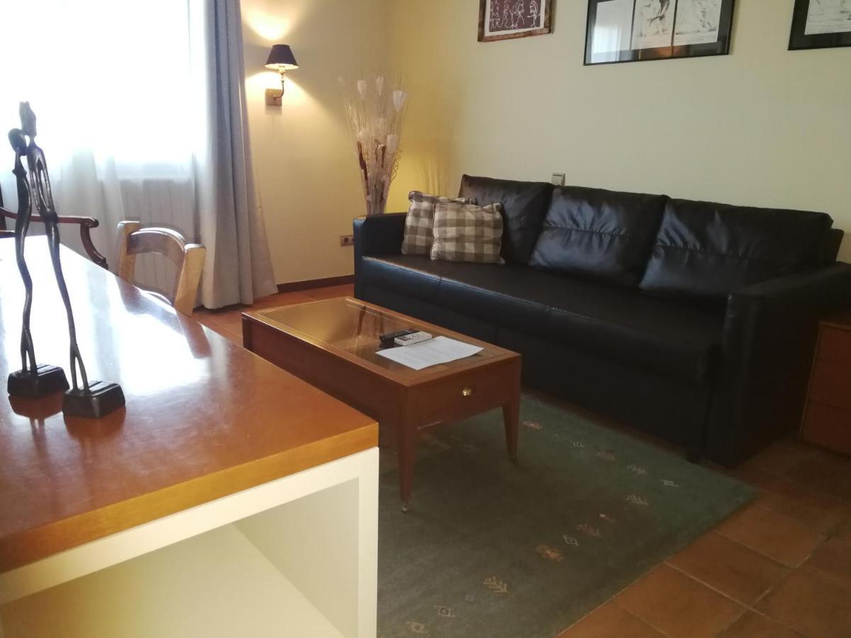 Hotel Rural Cal Ruget Vilobi Del Penedes Екстериор снимка