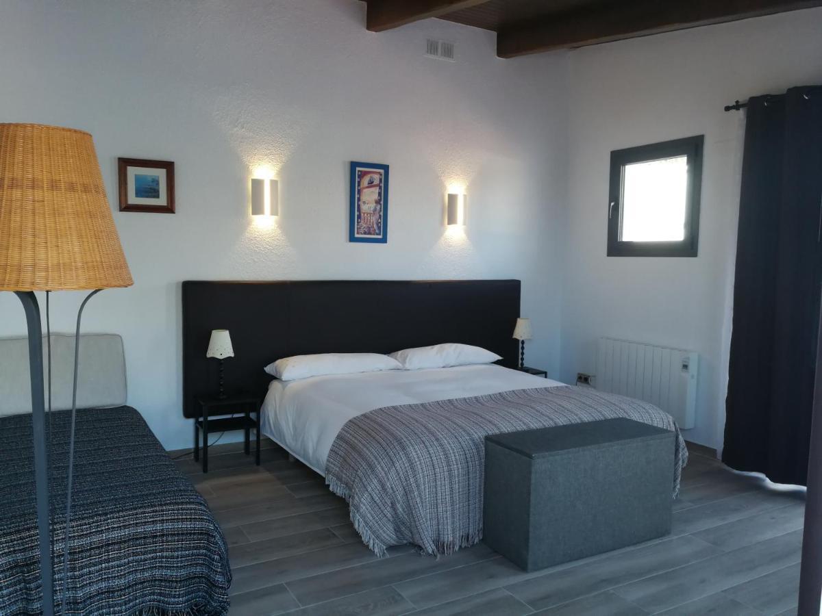 Hotel Rural Cal Ruget Vilobi Del Penedes Екстериор снимка